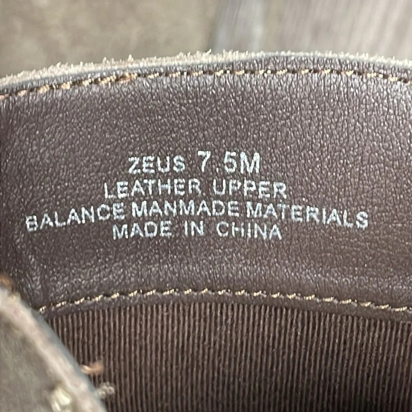 Me Too Zeus Suede Leather Heeled Ankle Boot Bootie Taupe Light Brown 7.5M - Picture 5 of 14